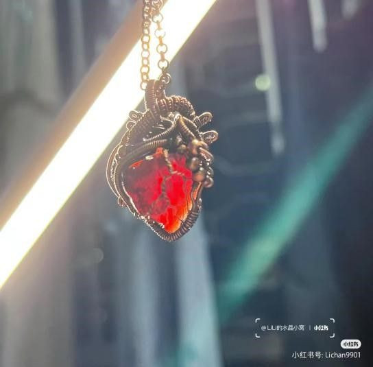 Mechanical Heart Necklace - Surging Love Series